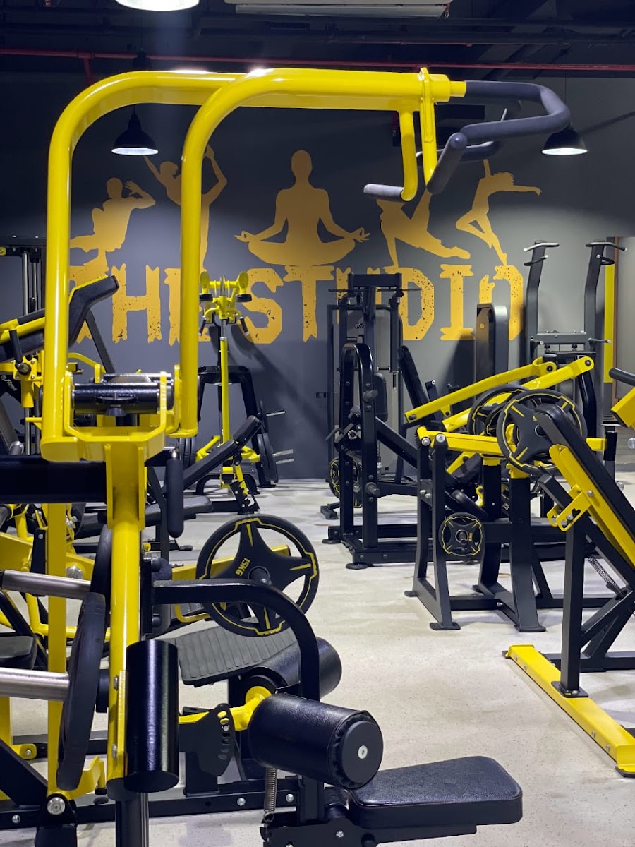 Generation Iron Gym &mdash; Business Bay Dubai