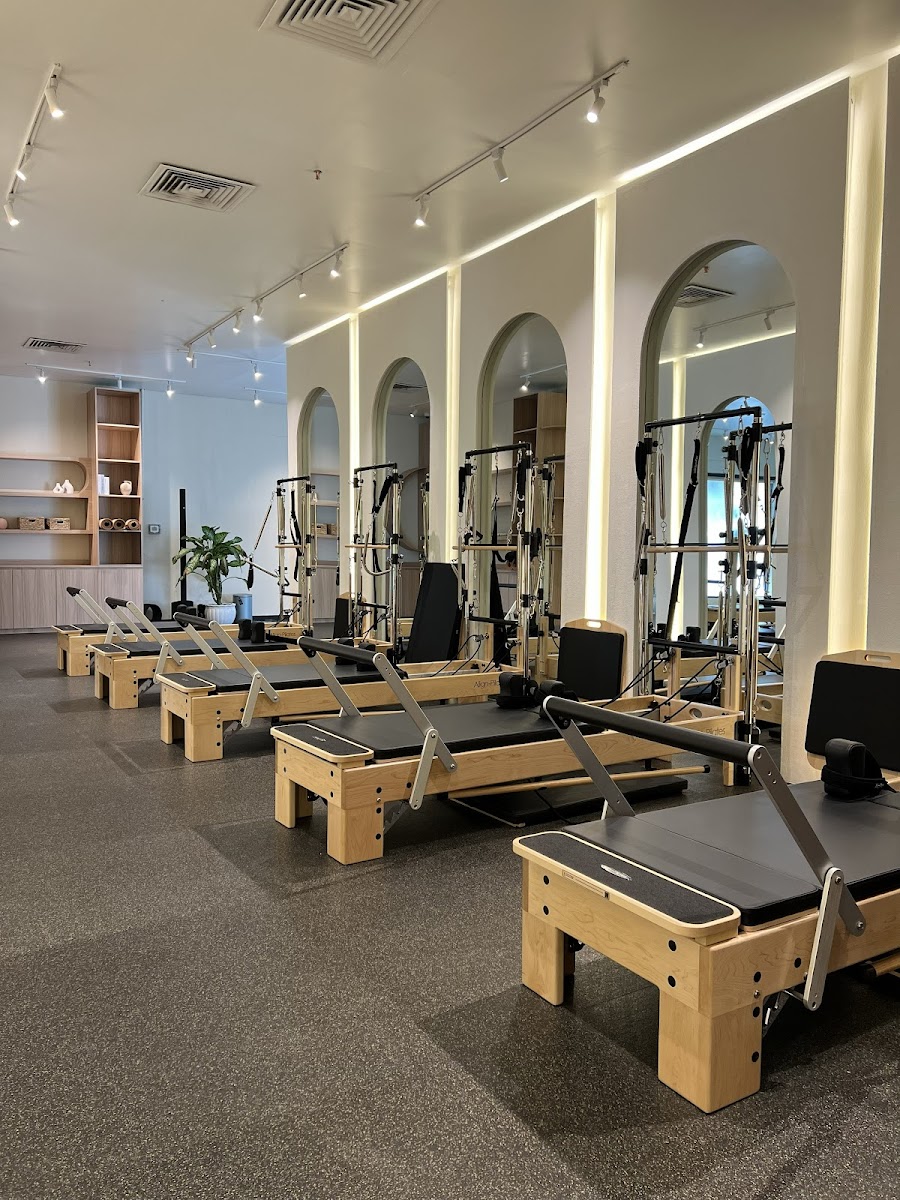 Hyphen Elevated Pilates &mdash; Al Barsha Dubai