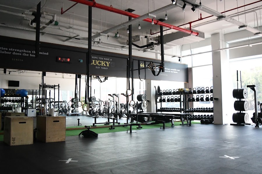 Lucky's Sports & Fitness Club &mdash; Al Quoz Dubai