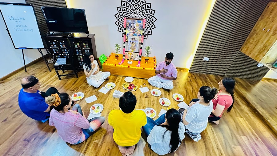 Personal Yoga Classes in Dubai - NYoga Dubai &mdash; Deira Dubai