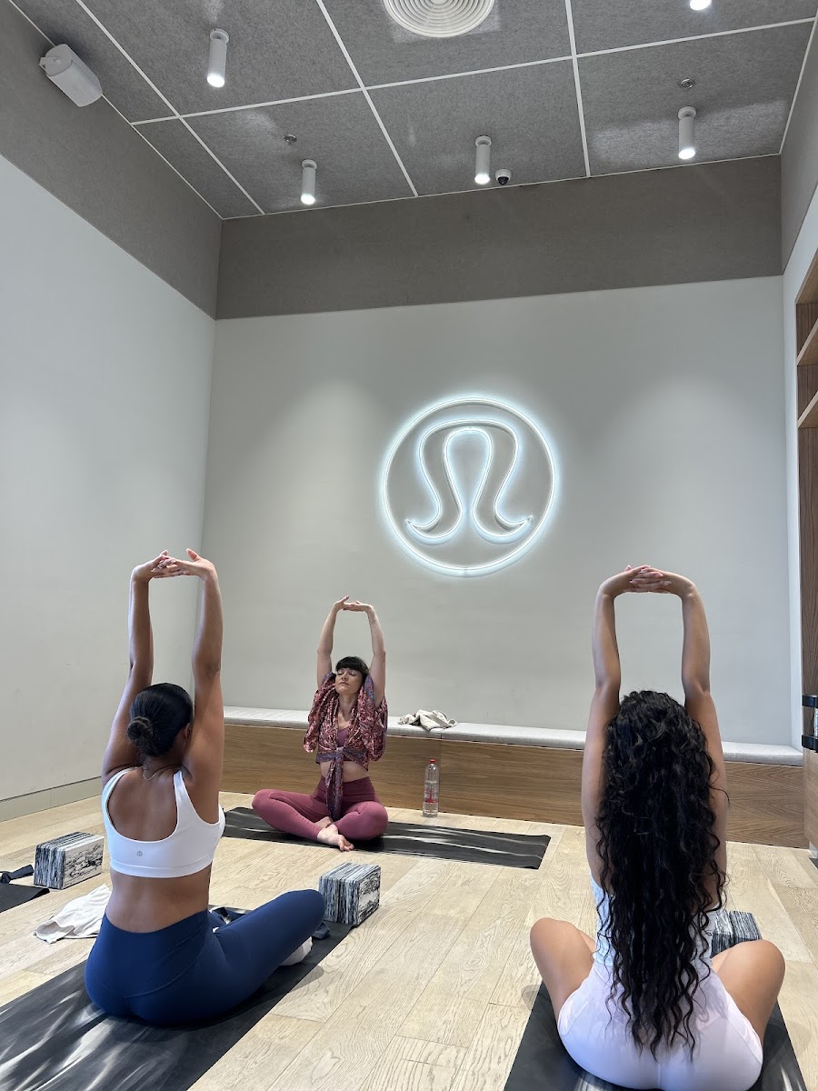 Yoga with Natalia Celada &mdash; Business Bay Dubai